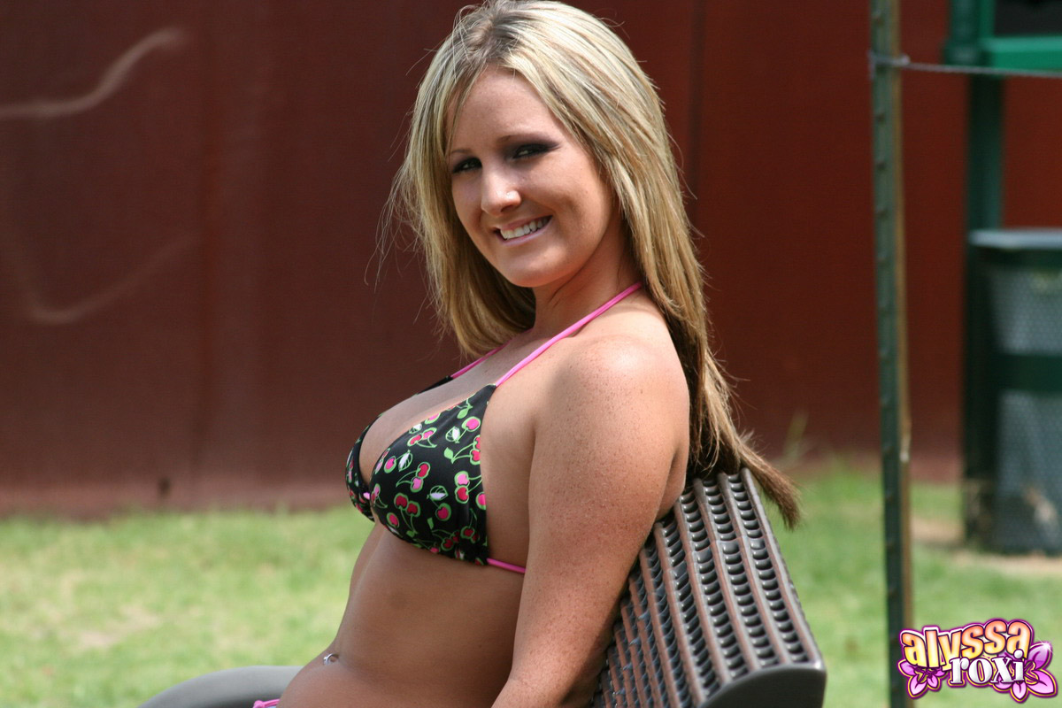 Naked Alyssa Roxi, Free Nude Picure of Alyssa Roxi