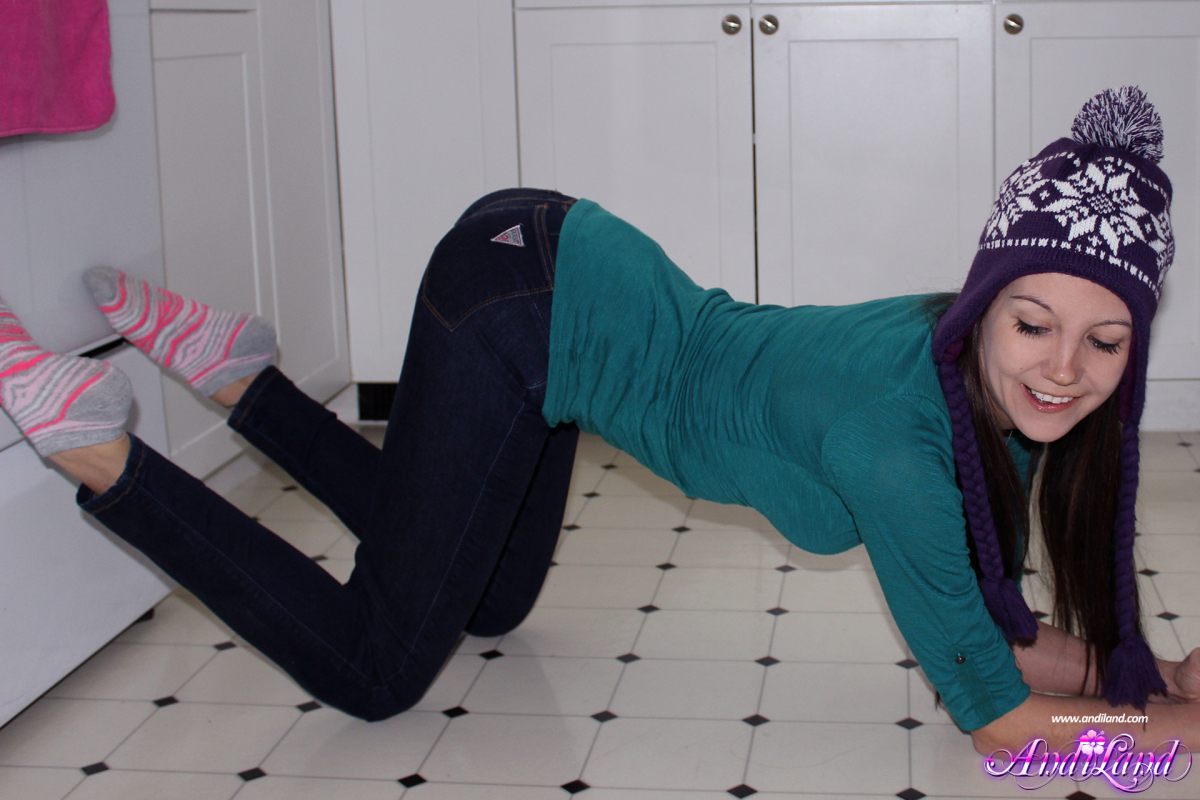Winter Toque / Andi Land Free Teen Sex