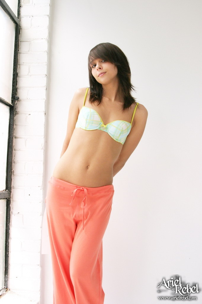 Naked Ariel Rebel, Free Nude Picure of Ariel Rebel