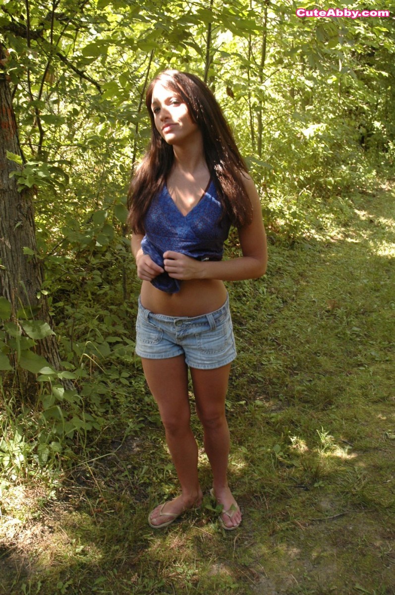 Naked Cute Abby, Free Nude Picure of Cute Abby