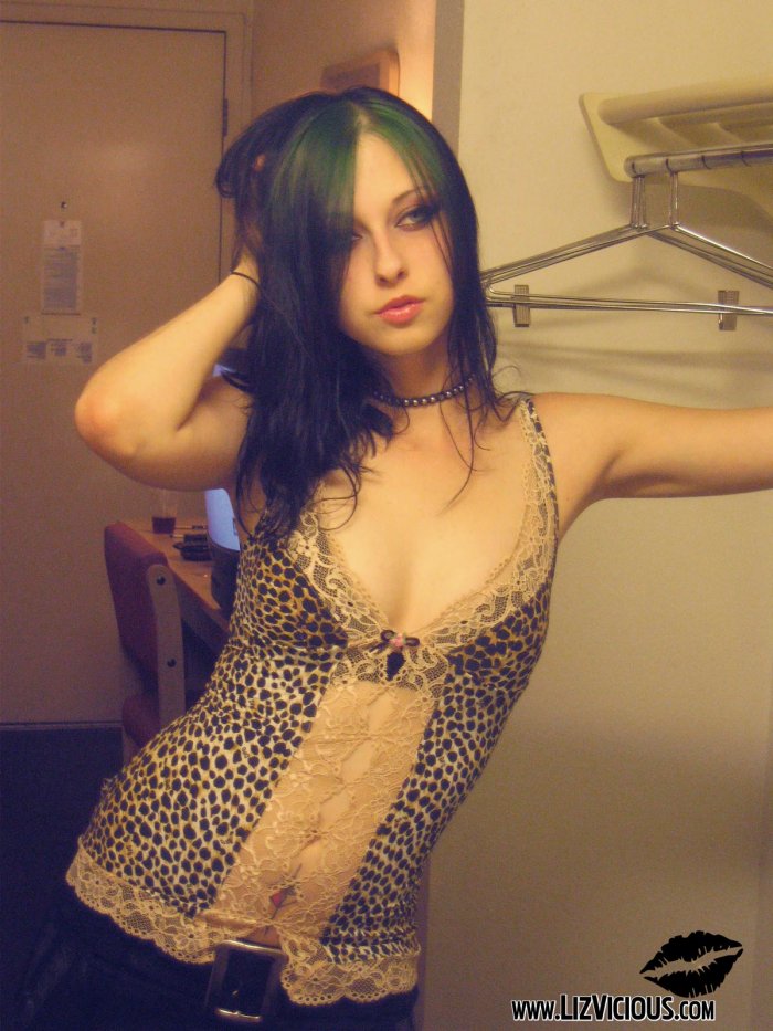 Naked Liz Vicious, Free Nude Picure of Liz Vicious