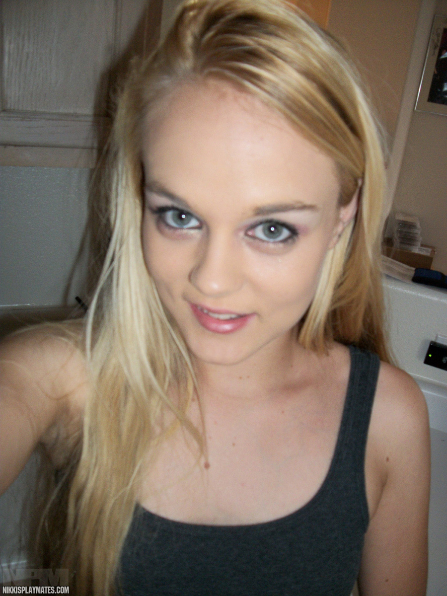 Nikki Sims, Free Nude Picure of Nikki Sims